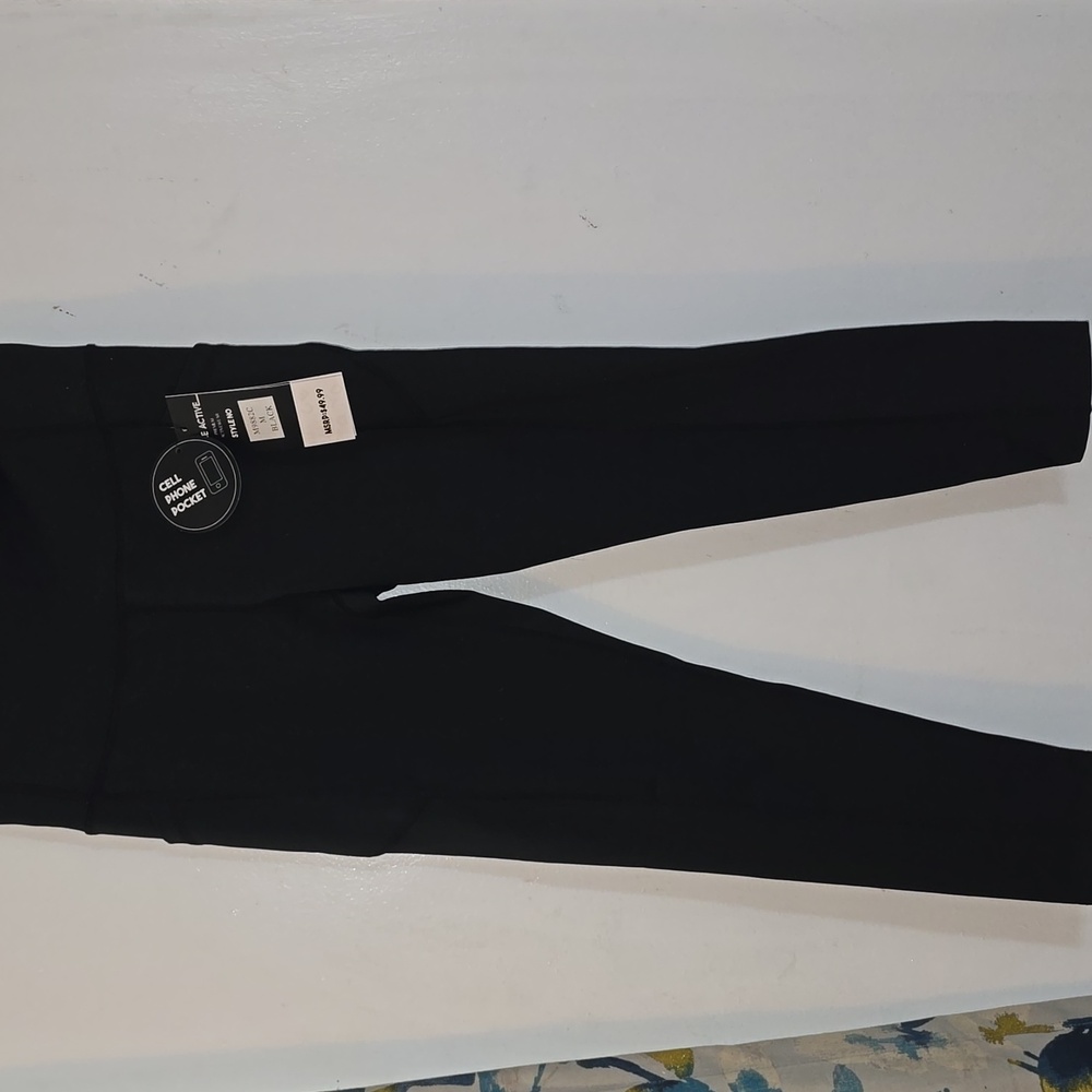 Dyce Active Women's Black Leggings. Very Good Condition. Size M